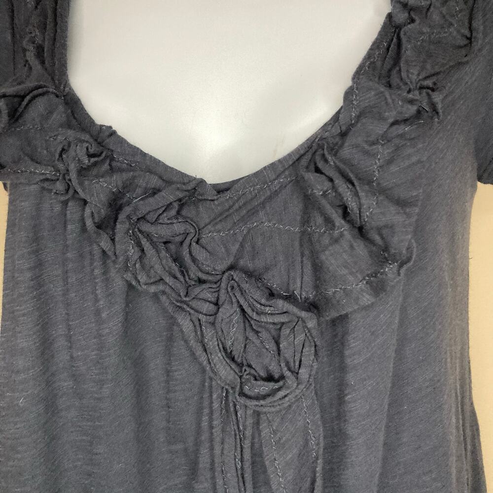 Anthropologie Blue Cotton Top With Floral Applique Neckline Pinktucks Size Small - Picture 15 of 16